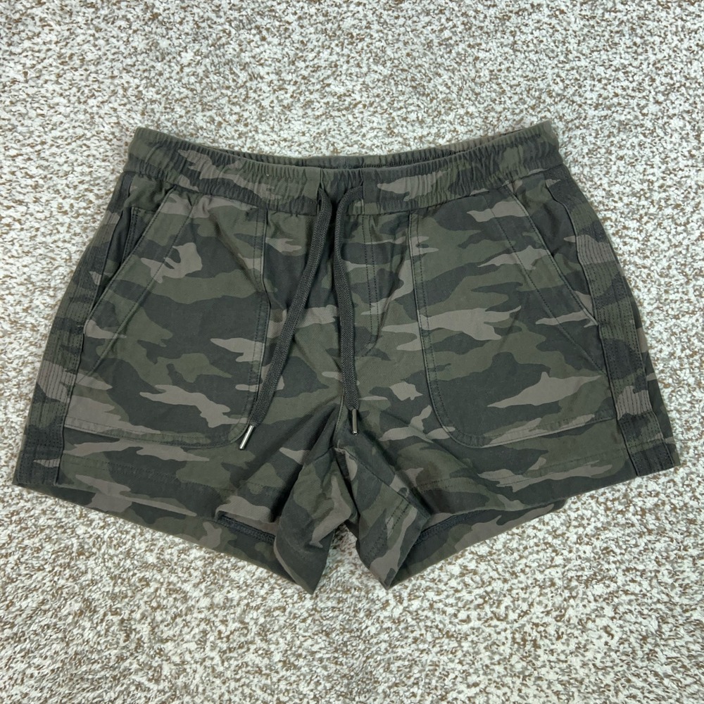 Athleta Shorts Womens 6 Green Camo Farallon Drawstring Casual Utility Casual
